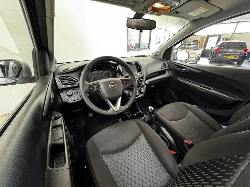 Opel Karl 1.0 Rocks Online Edition uit 2019, foto 14
