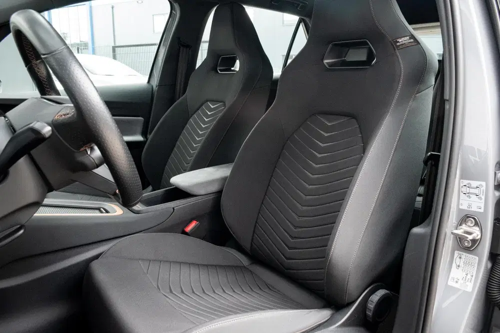 Cupra Born Adrenaline 82 kWh uit 2023, foto 4