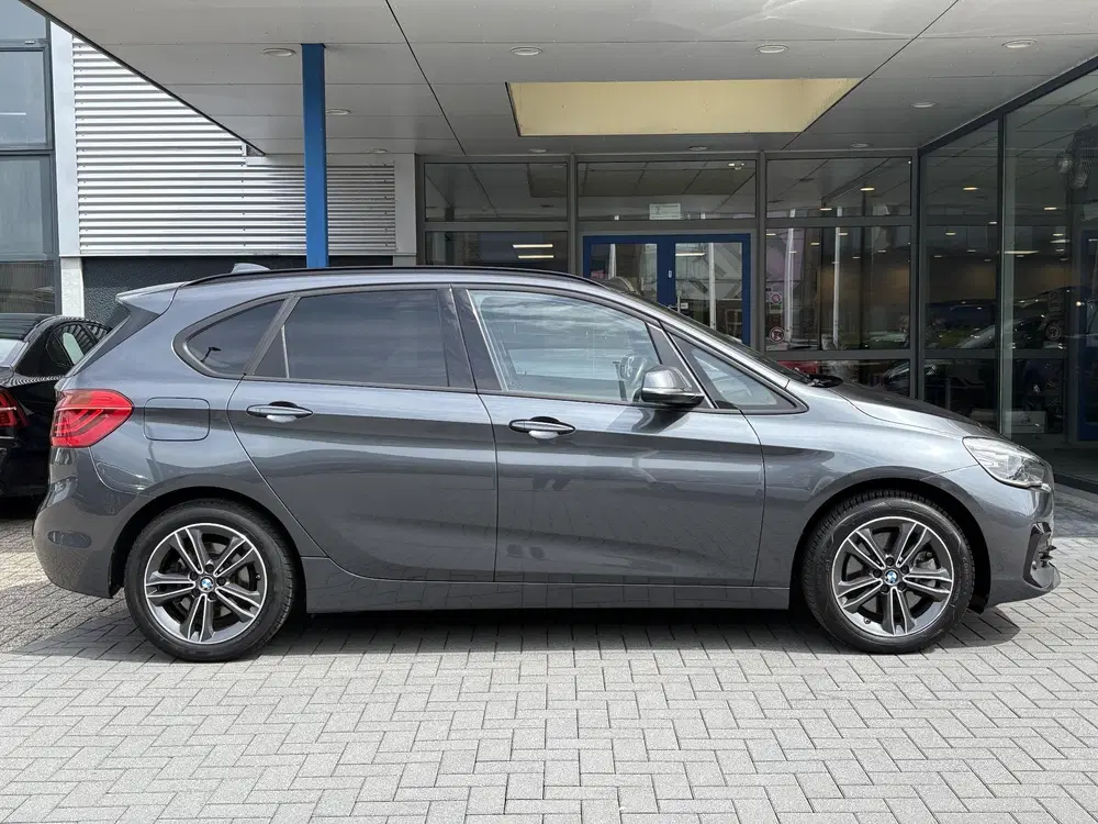 BMW 2-serie Active Tourer 225xe iPerformance Executive uit 2020, foto 4
