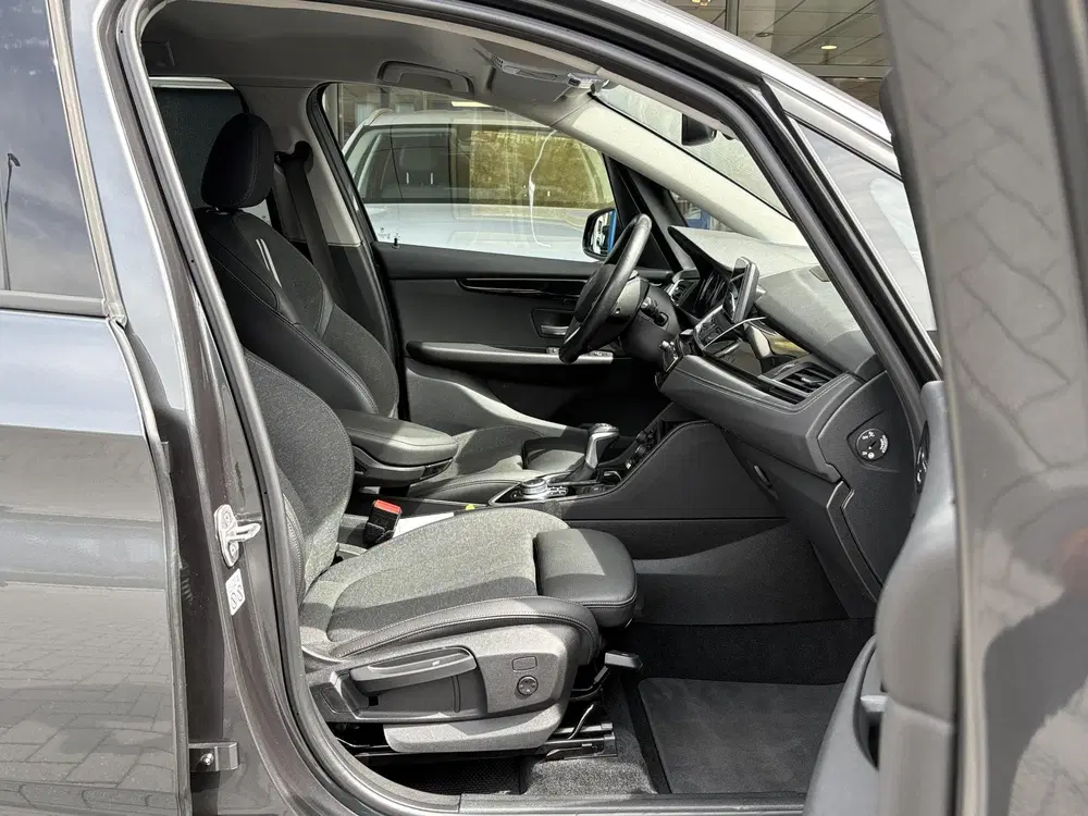 BMW 2-serie Active Tourer 225xe iPerformance Executive uit 2020, foto 5