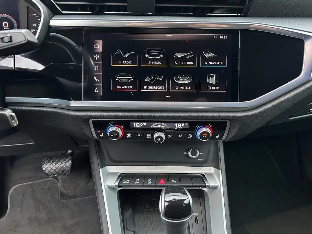 Audi Q3 35 TFSI uit 2019, foto 12