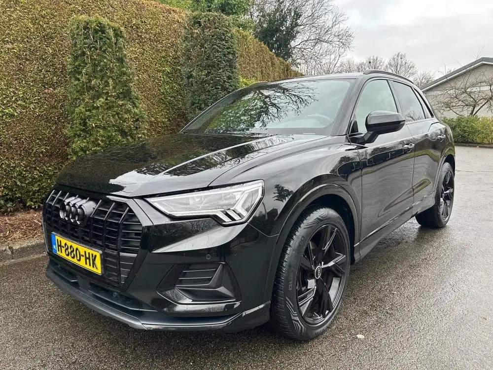 Audi Q3 35 TFSI uit 2019, foto 2