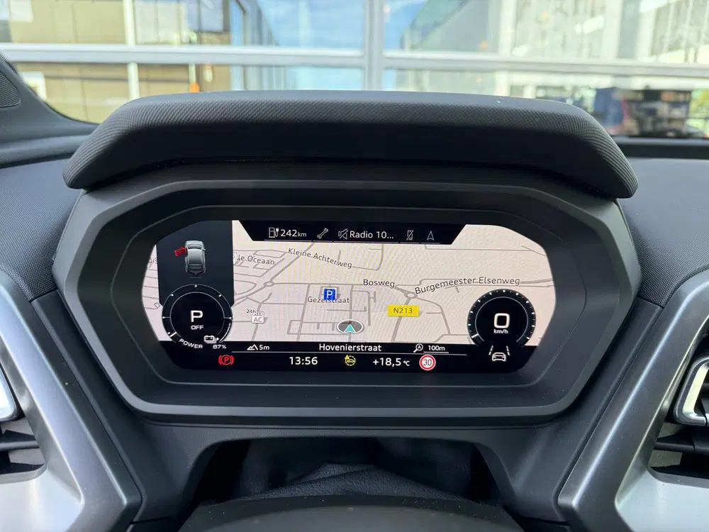 Audi Q4 e-tron 35 S-LINE SoH94% Pano uit 2022, foto 11