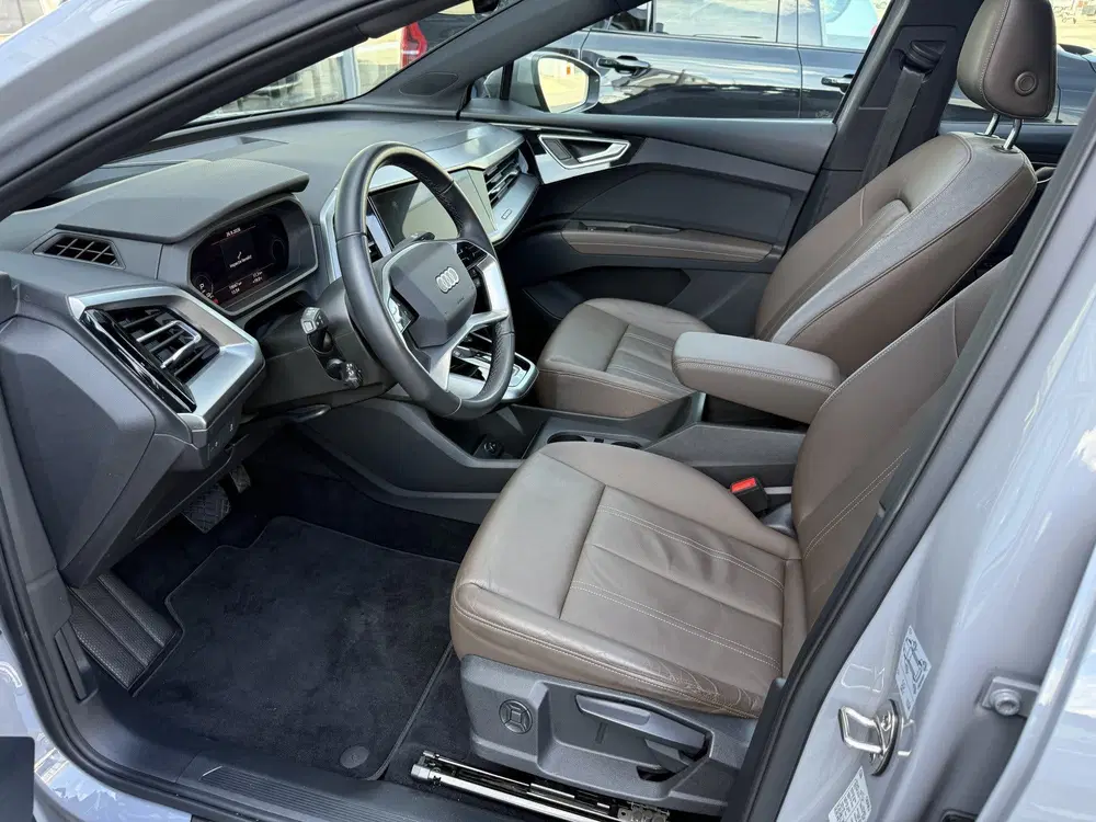 Audi Q4 e-tron 35 S-LINE SoH94% Pano uit 2022, foto 7