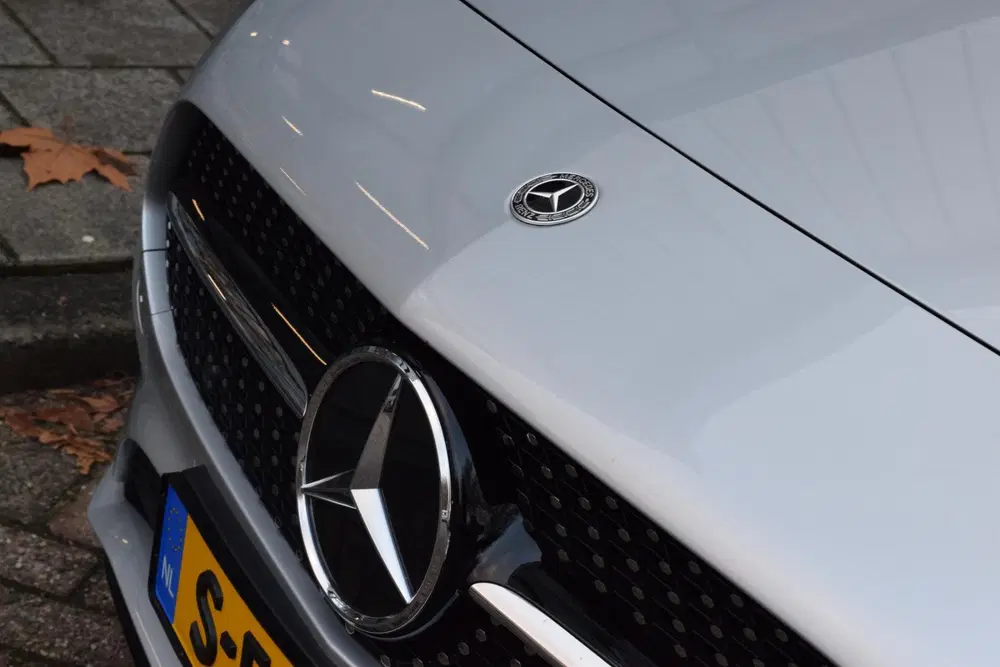 Mercedes-Benz A-Klasse 250 e AMG Line uit 2023, foto 10