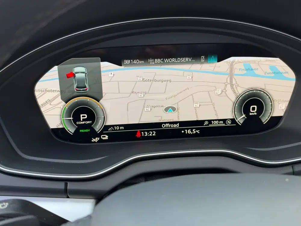 Audi Q5 55 TFSI e 367 PK S Edition S-line Panorama uit 2022, foto 10