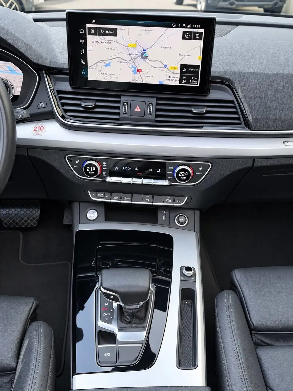 Audi Q5 55 TFSI e 367 PK S Edition S-line Panorama uit 2022, foto 11