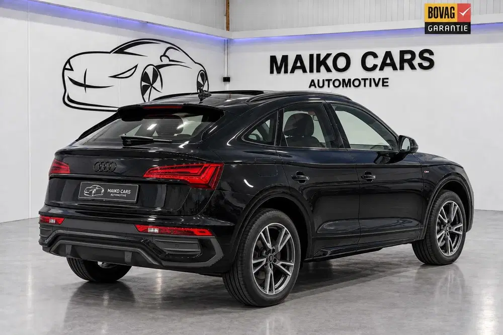 Audi Q5 55 TFSI e 367 PK S Edition S-line Panorama uit 2022, foto 2