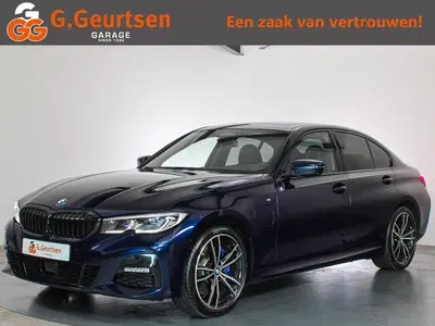 BMW 3-serie 330e M-sport uit 2019