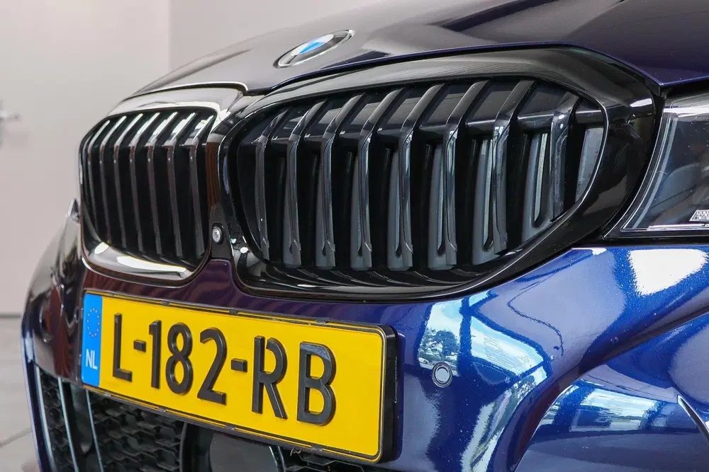BMW 3-serie 330e M-sport uit 2019, foto 14