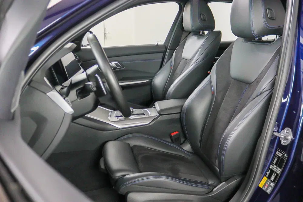 BMW 3-serie 330e M-sport uit 2019, foto 4