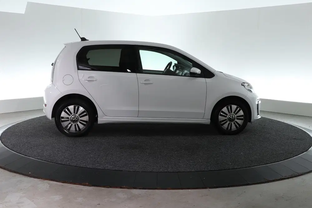 Volkswagen up! e-up Style uit 2022, foto 6