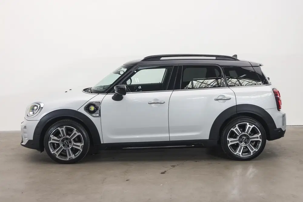Mini Countryman Cooper SE ALL4 Automaat uit 2022, foto 7