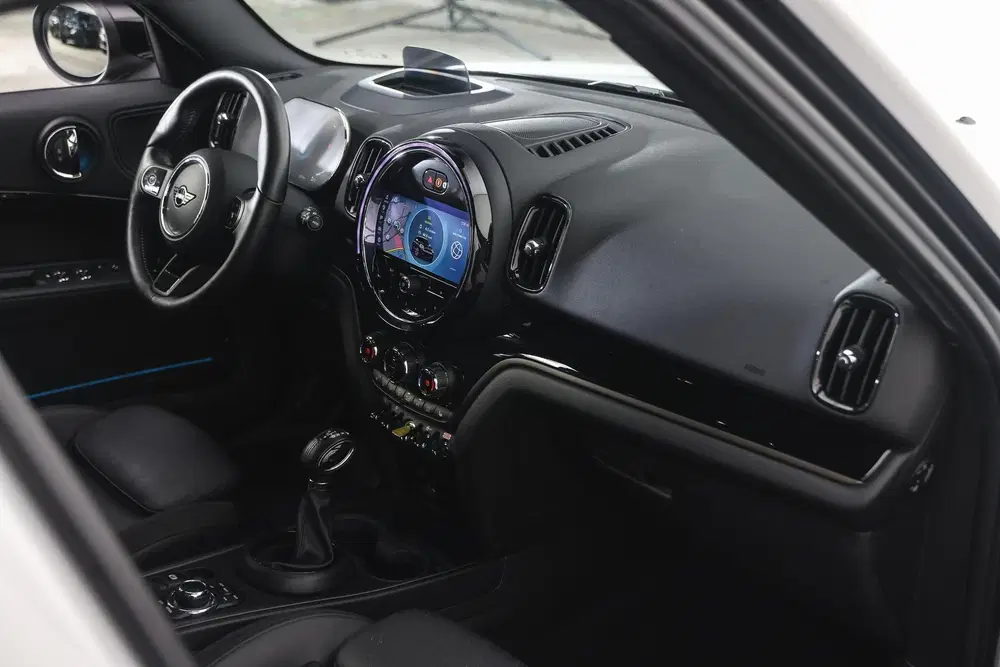 Mini Countryman Cooper SE ALL4 Automaat uit 2022, foto 8