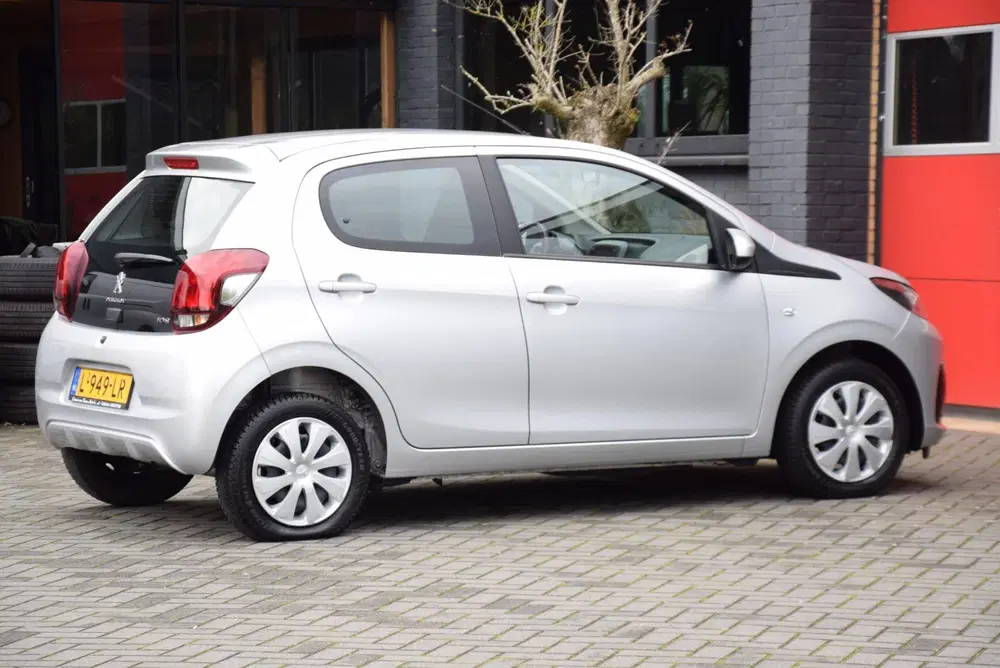 Peugeot 108 1.0 e-VTi Active uit 2021, foto 5