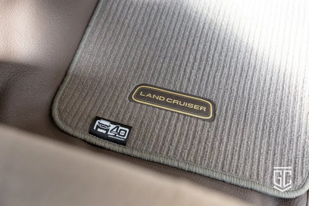 Toyota Land Cruiser GRJ78 M uit 2024, foto 14