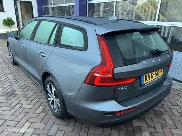 Volvo V60 2.0 D3 * AUTOMAAT * NAVIGATIE * ELECTRISCH uit 2019, foto 7