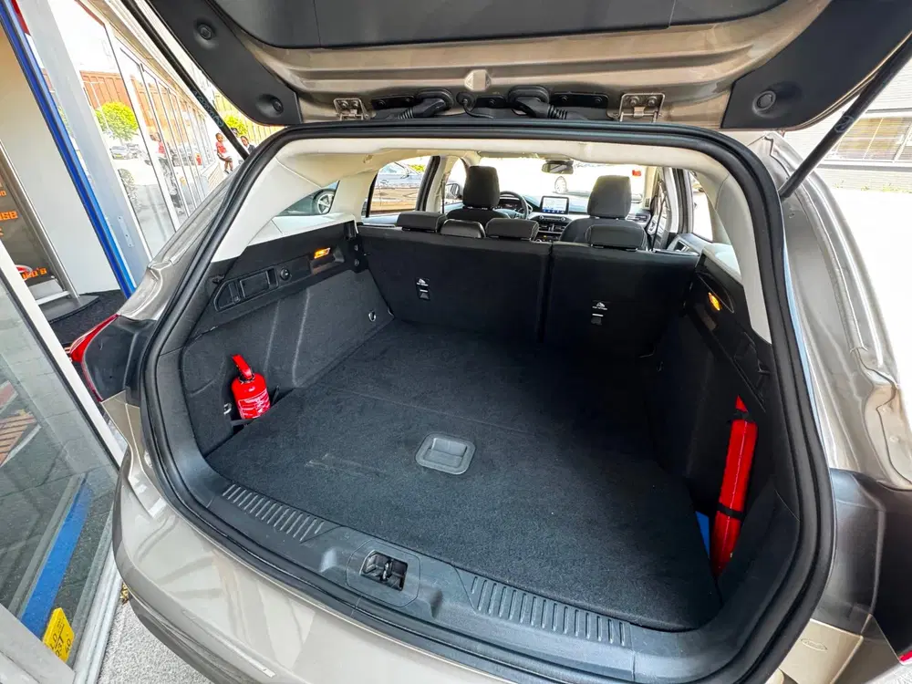 Ford Focus 1.0 EcoBoost Active Business Navigatie Led uit 2019, foto 14