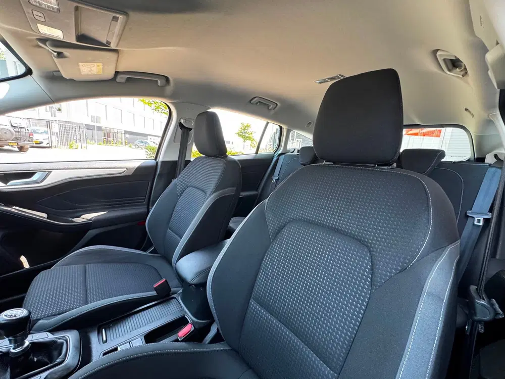 Ford Focus 1.0 EcoBoost Active Business Navigatie Led uit 2019, foto 7