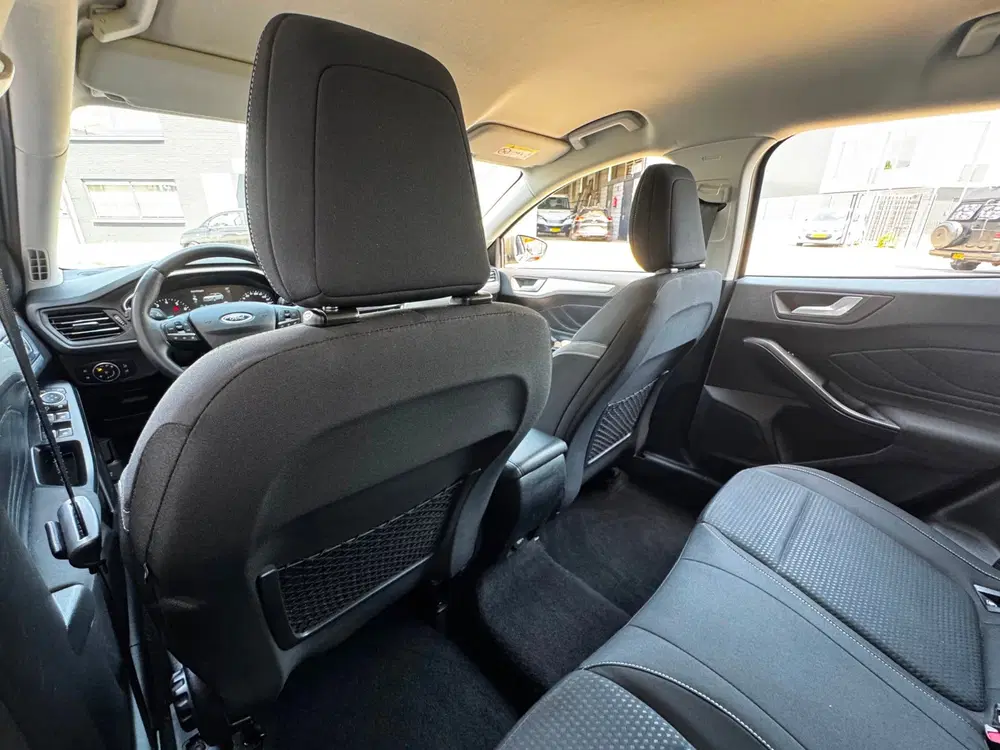 Ford Focus 1.0 EcoBoost Active Business Navigatie Led uit 2019, foto 8