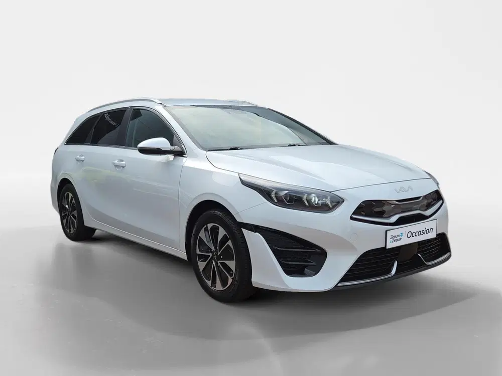 Kia Ceed 1.6i PHEV DynamicPlusLine Navi uit 2024, foto 3