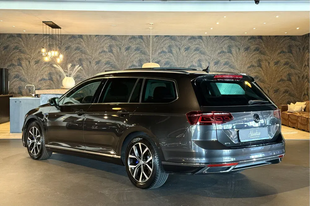 Volkswagen Passat 1.4 TSI GTE I Pano I Leder I Camer uit 2020, foto 3
