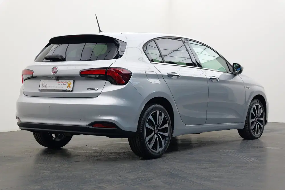 Fiat Tipo 1.4 Lounge uit 2019, foto 2