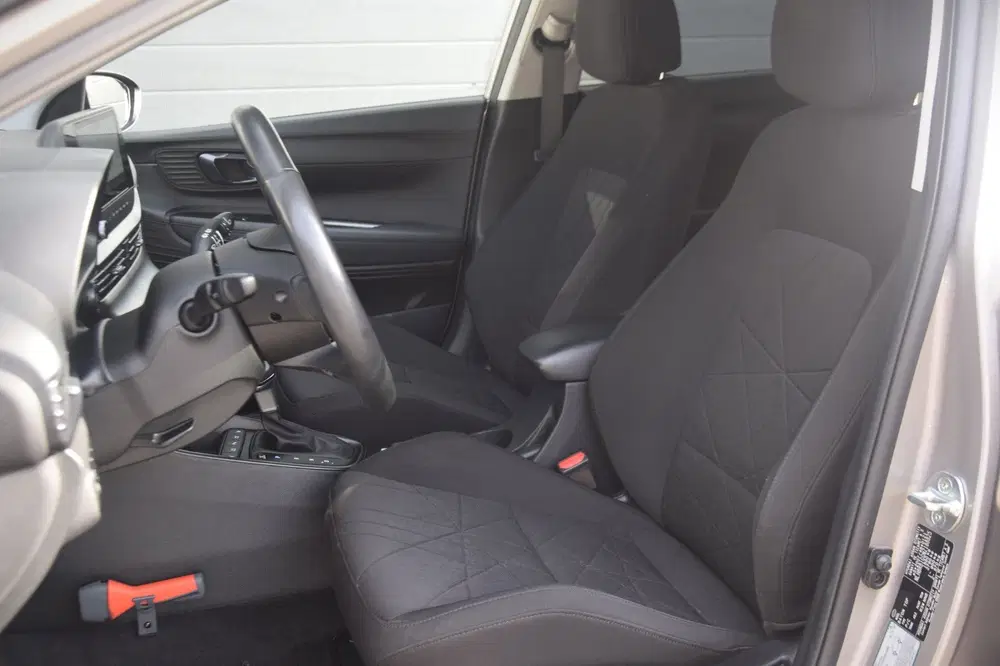 Hyundai BAYON 1.0 T-GDI Premium Sky SCHUIFKANTELDAK uit 2022, foto 10
