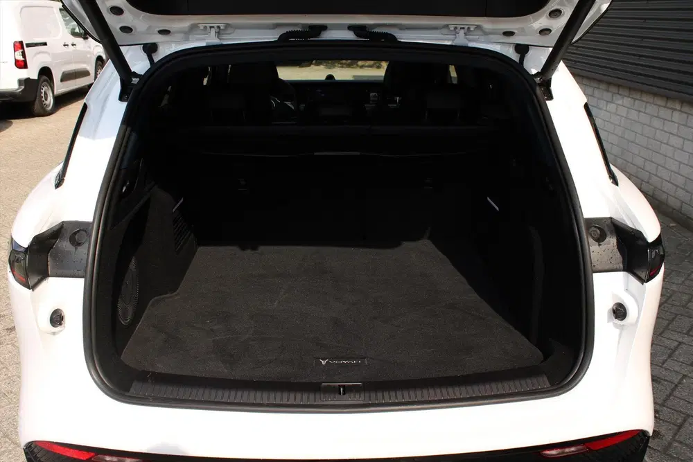 Voyah Free BEV 106 KWH Flagship Edition 4WD 490pk I L uit 2025, foto 12