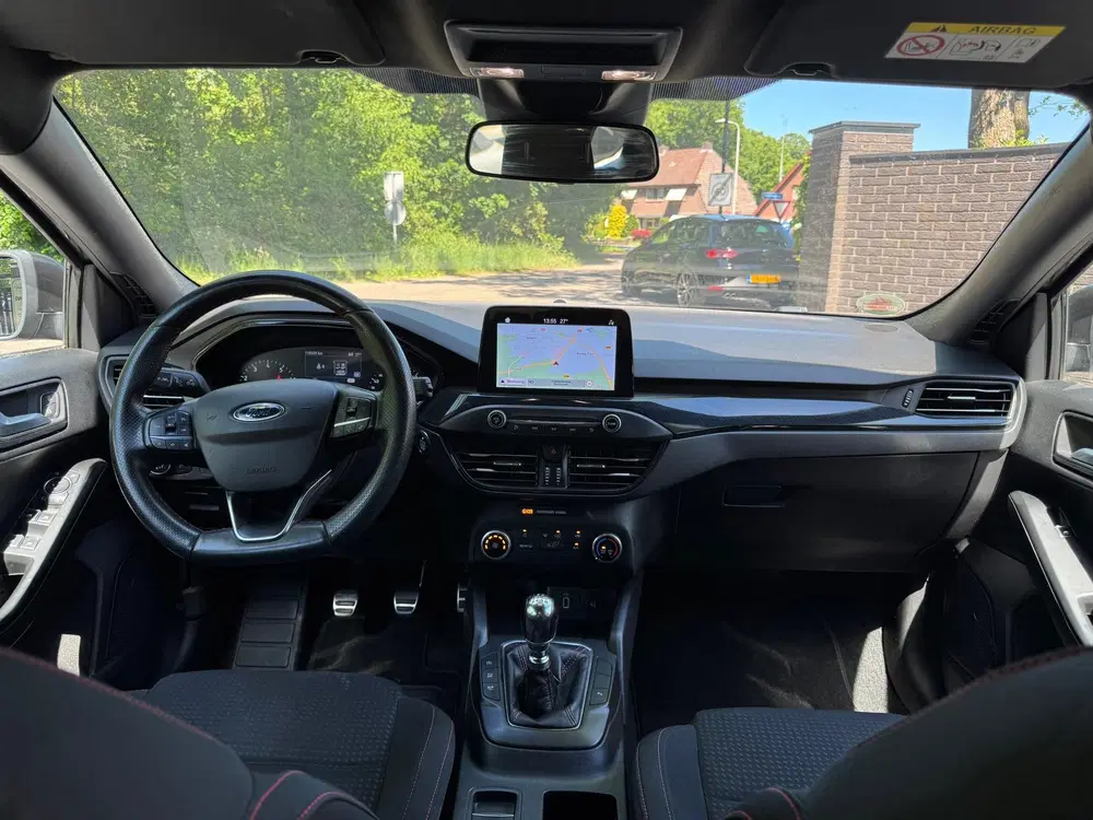 Ford Focus 1.0 125PK ST Line Business Navigatie Cruis uit 2019, foto 10