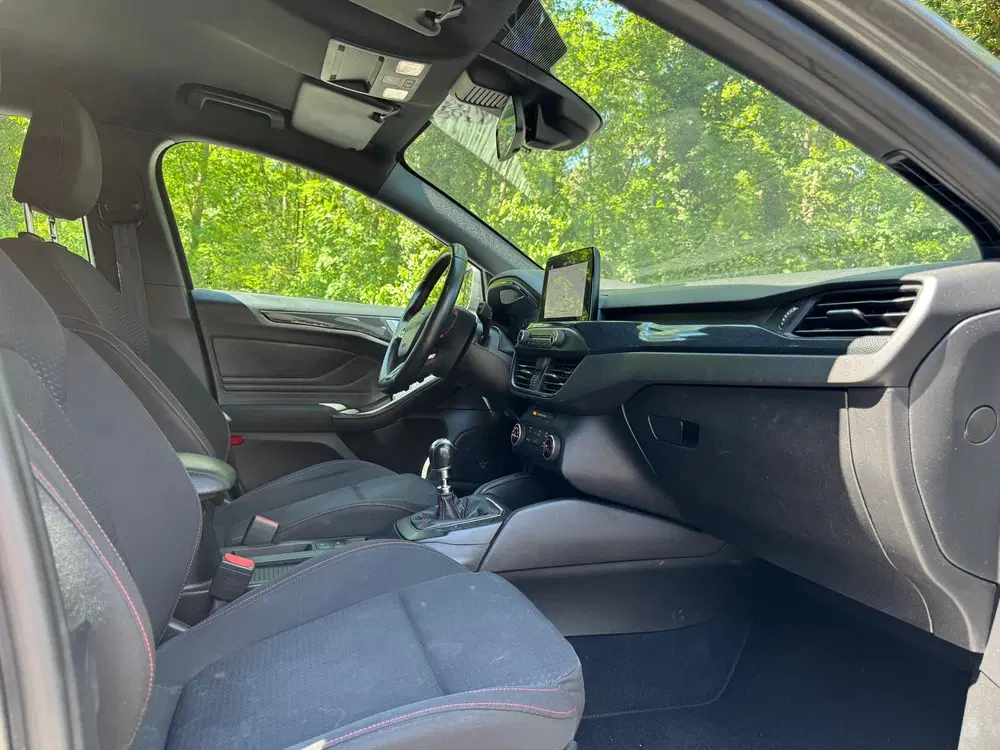 Ford Focus 1.0 125PK ST Line Business Navigatie Cruis uit 2019, foto 12