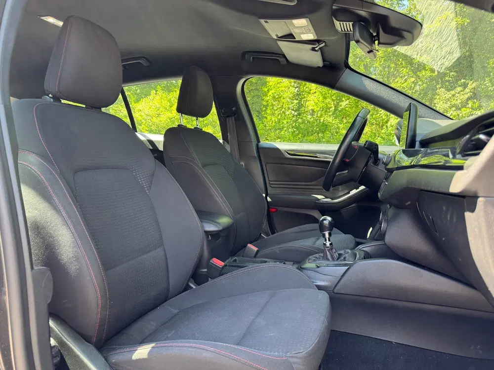 Ford Focus 1.0 125PK ST Line Business Navigatie Cruis uit 2019, foto 13