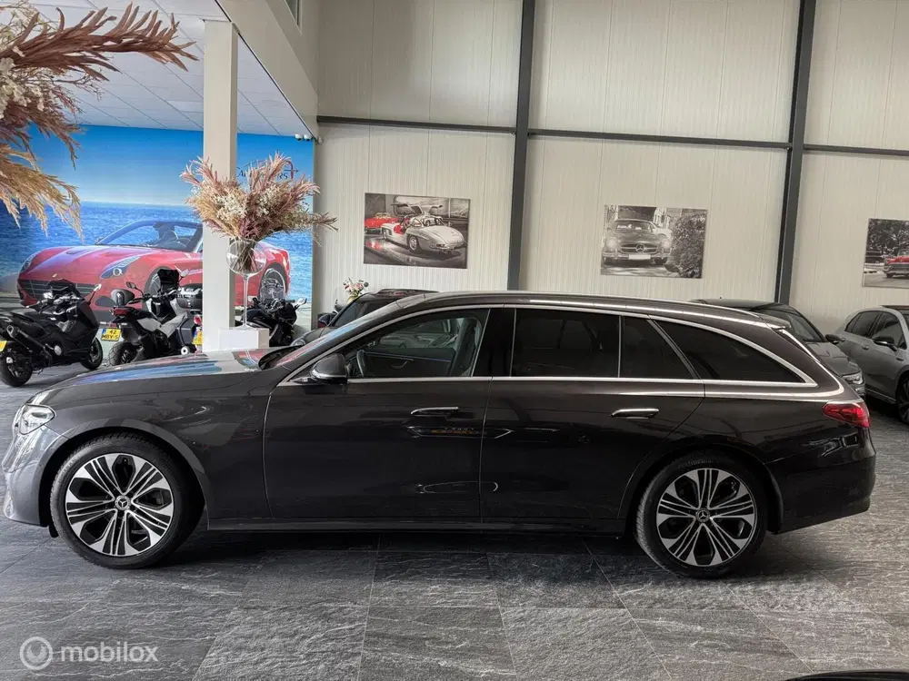Mercedes-Benz E-Klasse Mercedes E-klasse Estate 200T 16dkm pano d uit 2024, foto 9