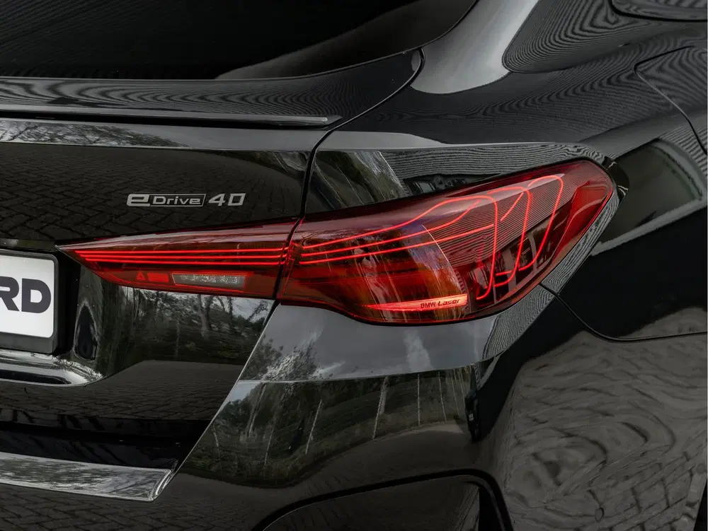BMW i4 eDrive40 M Sport Pro uit 2025, foto 11