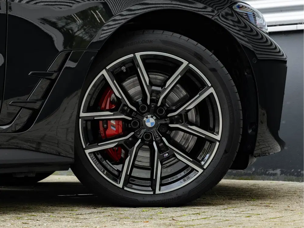 BMW i4 eDrive40 M Sport Pro uit 2025, foto 14