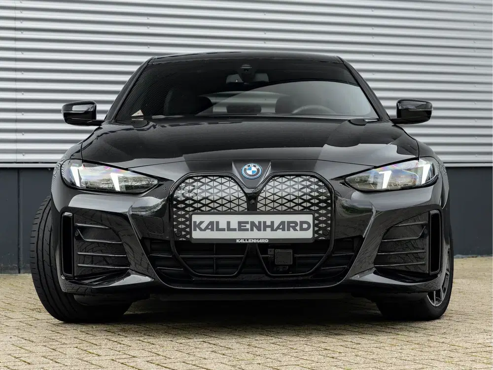 BMW i4 eDrive40 M Sport Pro uit 2025, foto 4