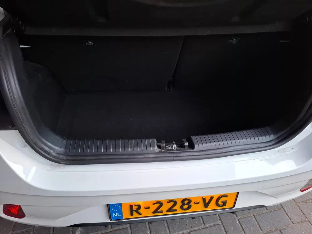 Hyundai i10 1.0 Comfort 1e eig Carplay cruise bluetoot uit 2023, foto 12