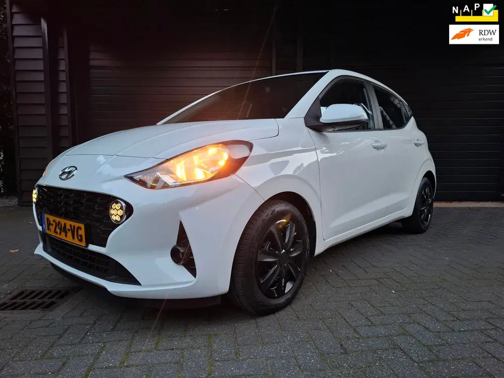 Hyundai i10 1.0 Comfort 1e eig Carplay cruise bluetoot uit 2023