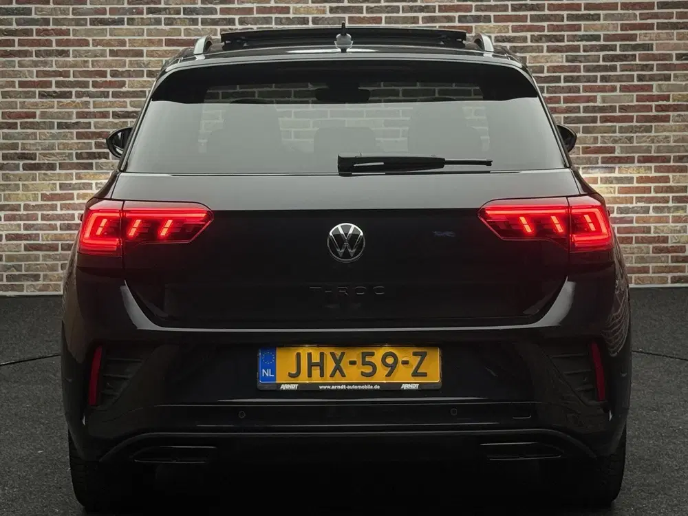 Volkswagen T-Roc 1.5 TSI R-Line Edition uit 2024, foto 5