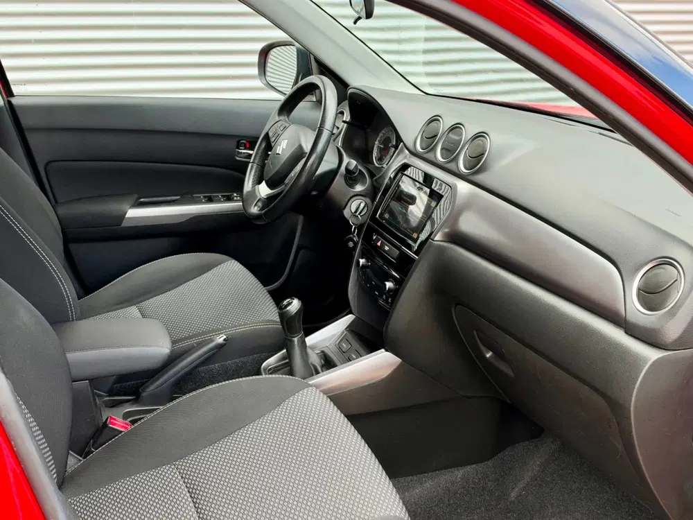 Suzuki Vitara 1.0 Boosterjet Select uit 2019, foto 9