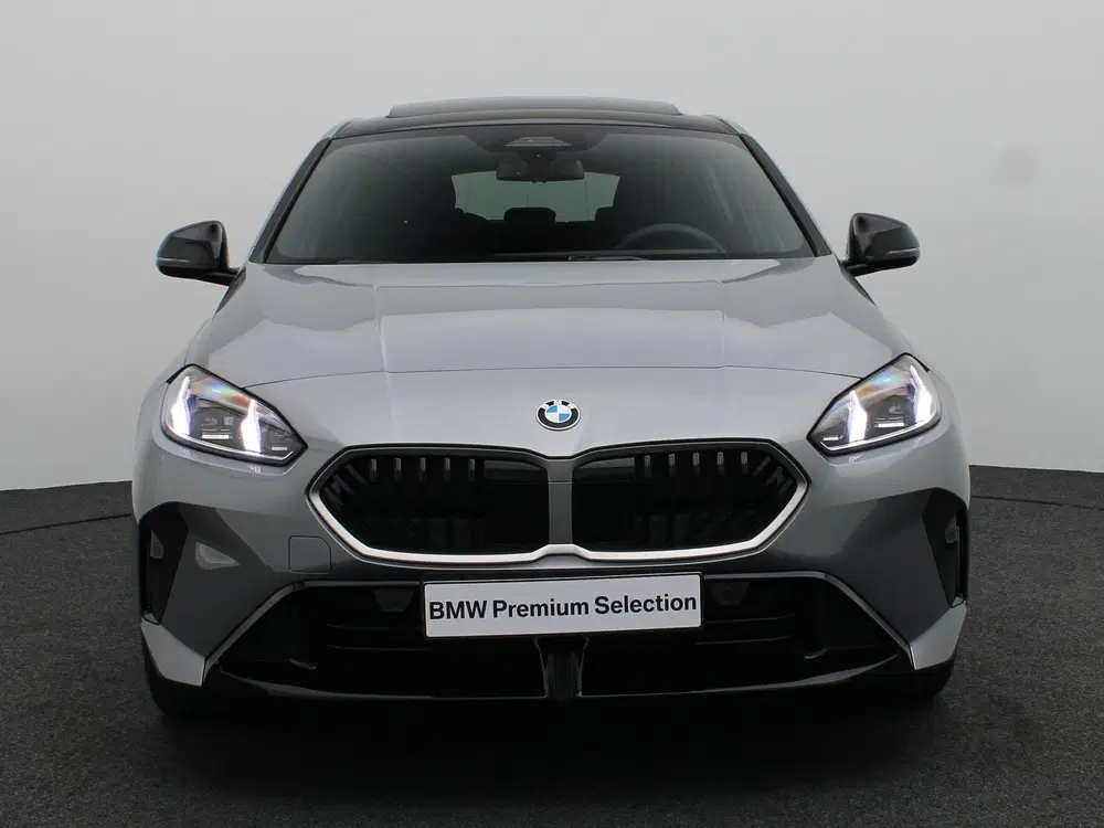BMW 1-serie 120 M Sportpakket uit 2026, foto 3