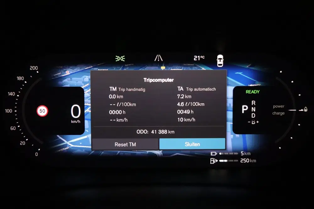 Volvo V60 2.0 T8 Plug-in hybrid AWD Plus uit 2022, foto 7