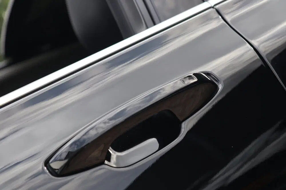 Volvo V60 2.0 T8 Plug-in hybrid AWD Plus uit 2022, foto 9