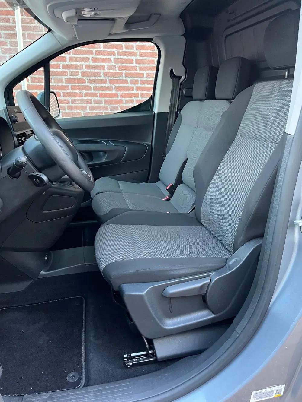 Citroën Berlingo Citroen BERLINGO 1.2 PureTech Control AIRC uit 2019, foto 11
