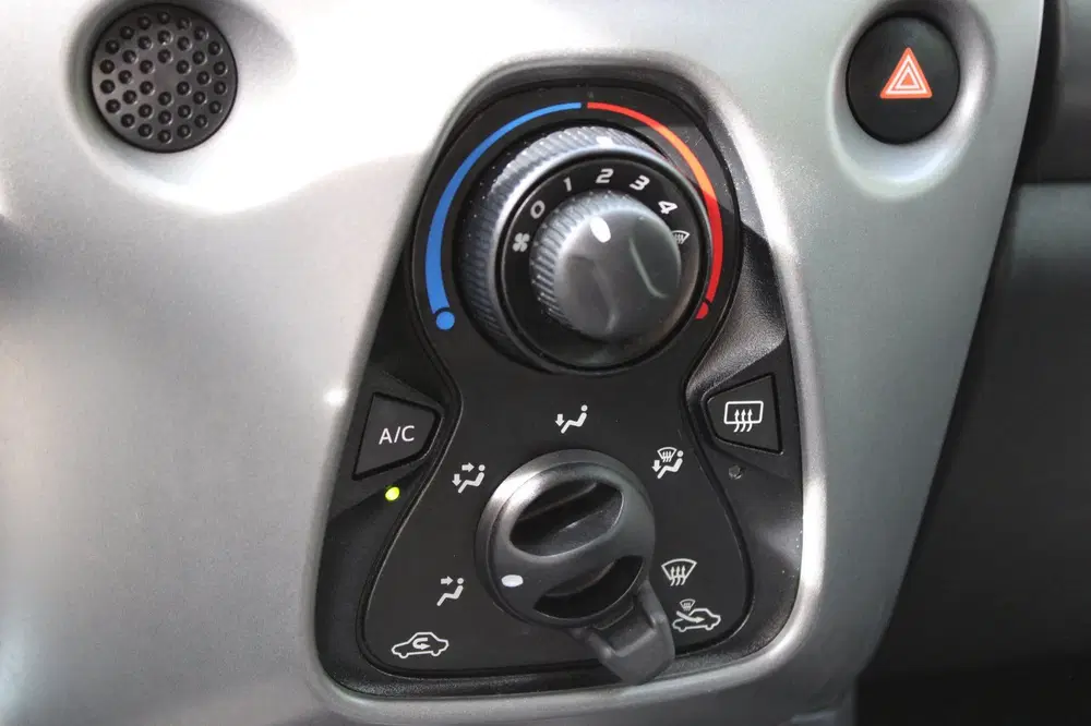 Toyota Aygo 1.0 VVT-i x-cite uit 2019, foto 8