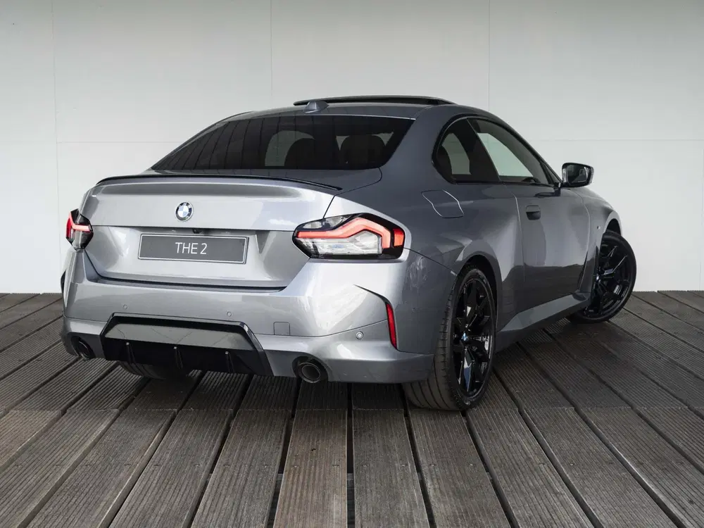 BMW 2-serie 2 Serie Coupé 220i M Sportpakket Pro uit 2026, foto 2