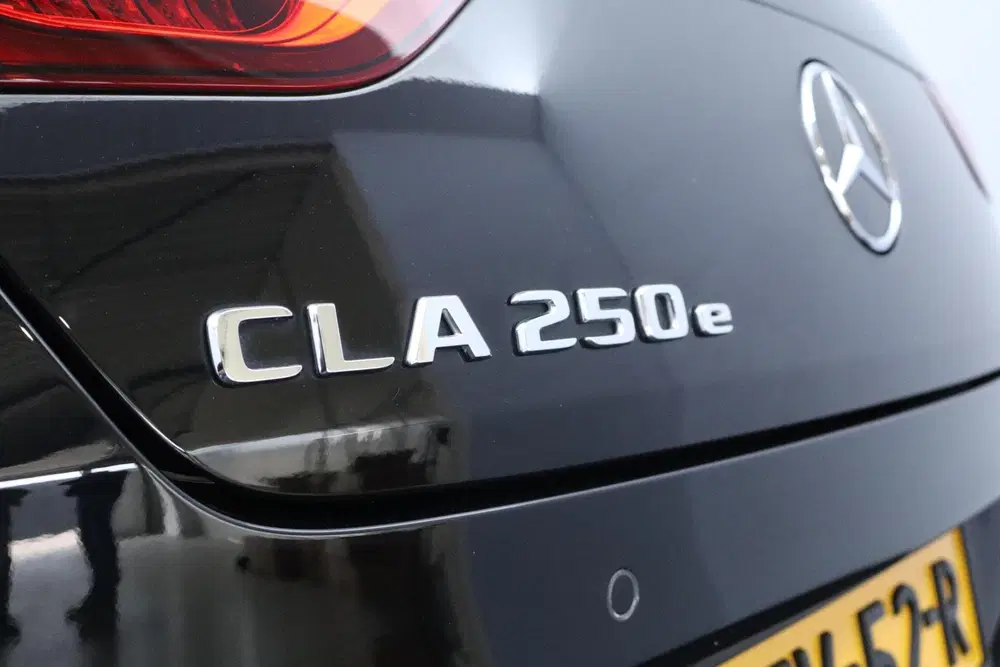 Mercedes-Benz CLA Mercedes CLA-klasse Shooting Brake 250 e A uit 2021, foto 10