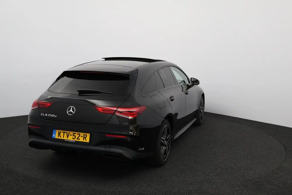 Mercedes-Benz CLA Mercedes CLA-klasse Shooting Brake 250 e A uit 2021, foto 5