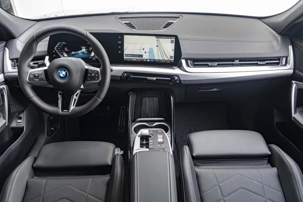 BMW iX2 eDrive20 Pure Edition 67 kWh M Sportpakket uit 2026, foto 3