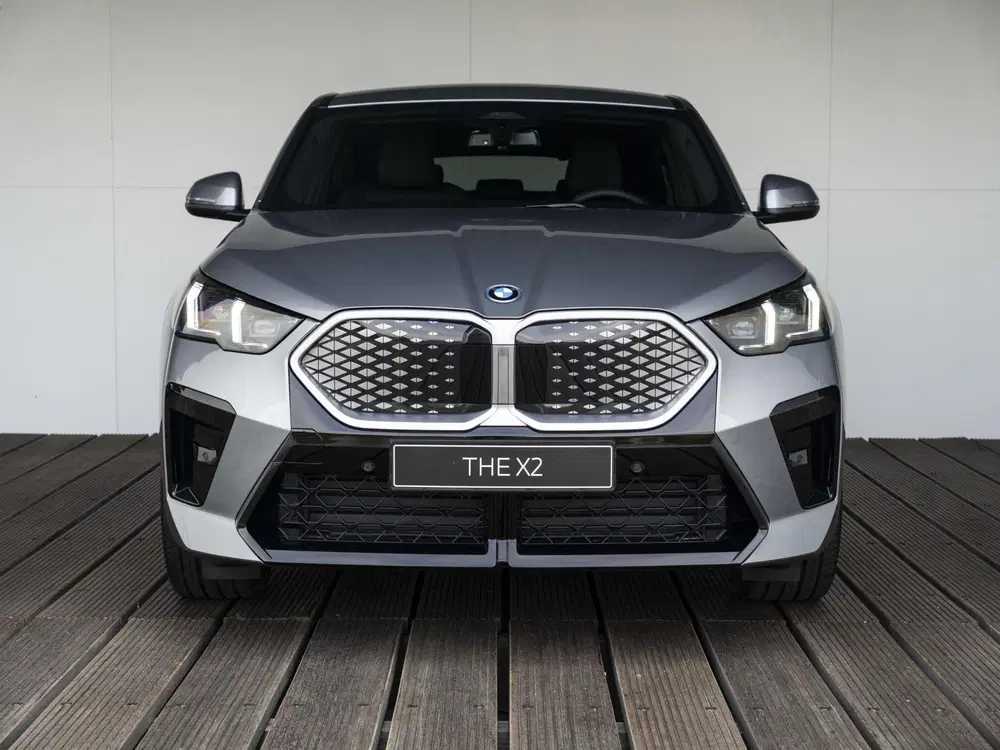 BMW iX2 eDrive20 Pure Edition 67 kWh M Sportpakket uit 2026, foto 5